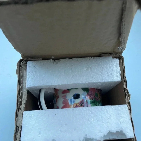 NWT Anthropologie Dawn Monogram “L” Mug - Picture 5 of 12